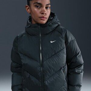 Nike Sportswear Windpuffer Women's Storm-FIT Loose Hooded Down, Seaweed/Sail